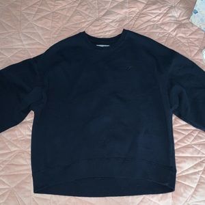 hollister navy blue crewneck